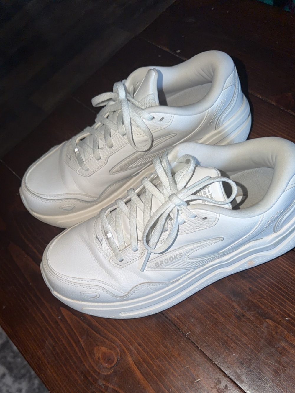 Brooks White Leather Women's ghost max